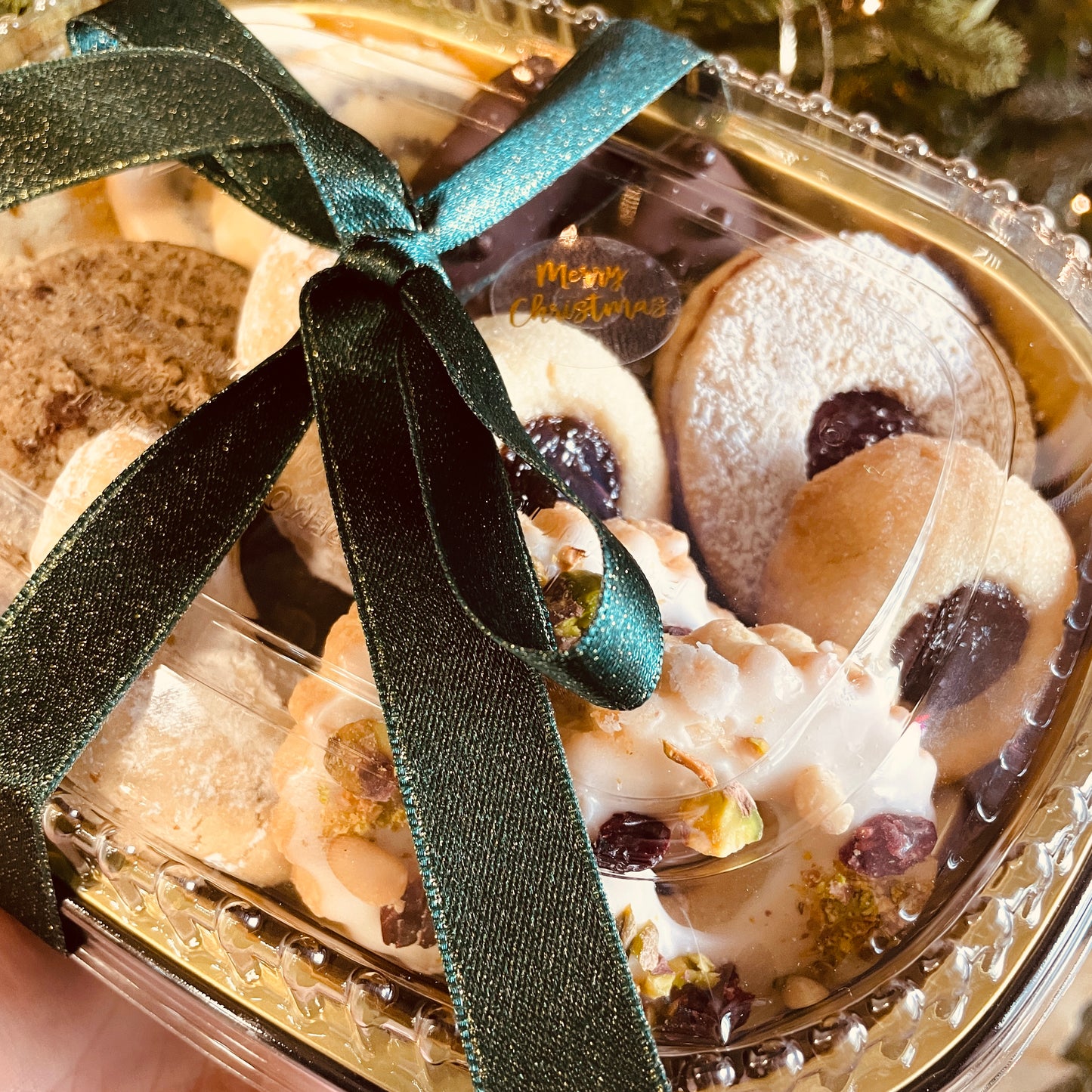 Holiday 14Pc. Cookie Tray