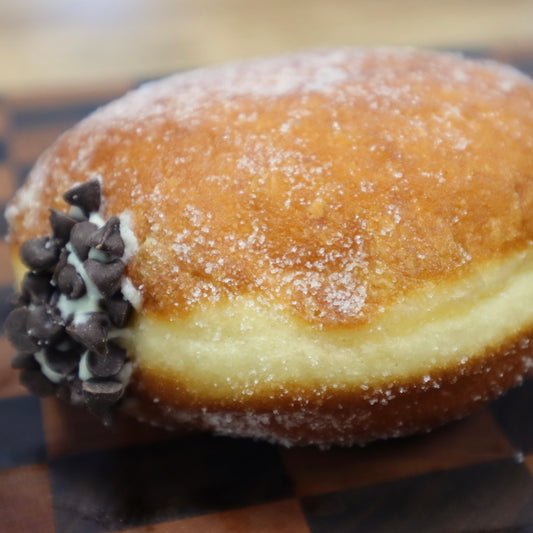 Cannoli Doughnut