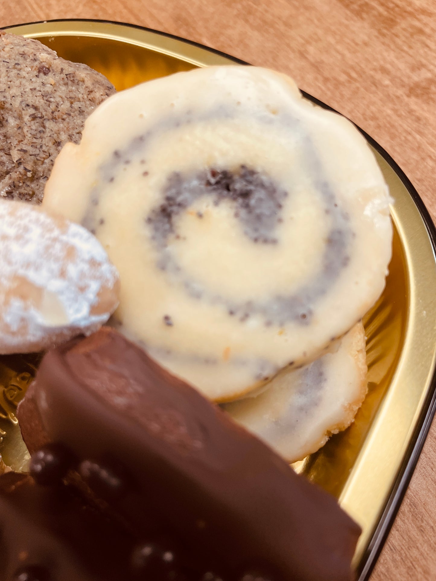 Holiday 14Pc. Cookie Tray